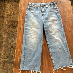 Madewell the perfect vintage wide leg crop Jean size 30 with raw hem